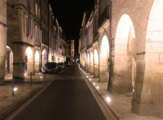 L'art Hyper Centre La Rochelle (Charente-Maritime)